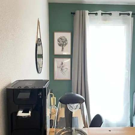 Studio Cosy Idealement Situe Draps Serviettes Nantes Exterior photo