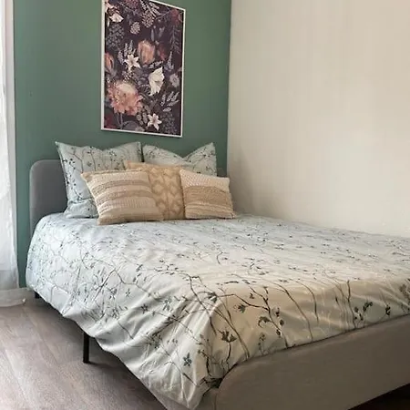 Studio Cosy Idealement Situe Draps Serviettes Nantes Exterior photo